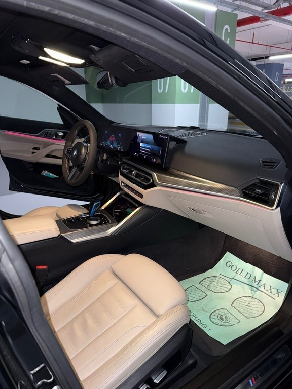 2022 BMW i4, 0.0L, 55000km - Image 17