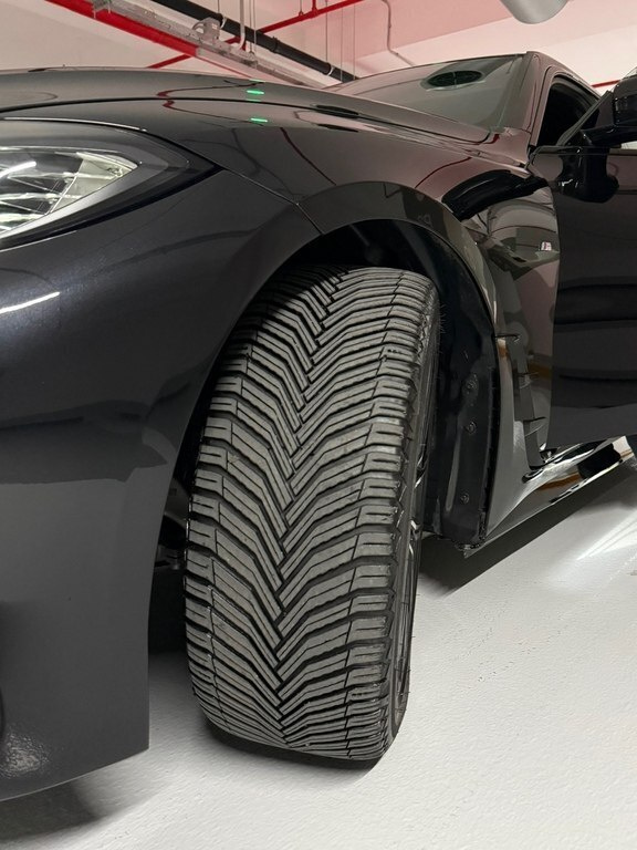 2022 BMW i4, 0.0L, 55000km - Image 10