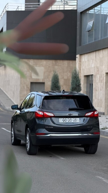2018 Chevrolet Equinox, 1.5L, 117000km - Image 10
