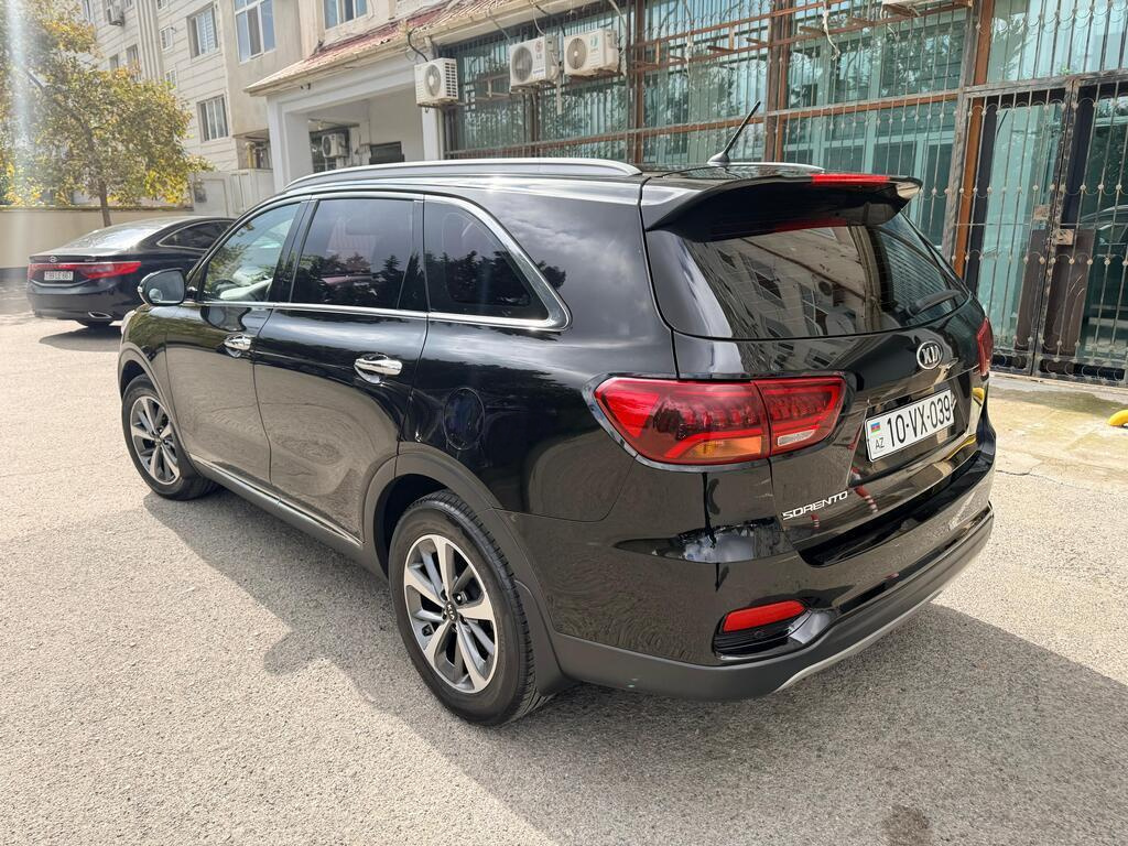2017 Kia Sorento, 2.2L, 131791km - Image 2