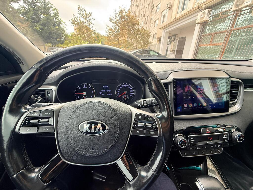 2017 Kia Sorento, 2.2L, 131791km - Image 11