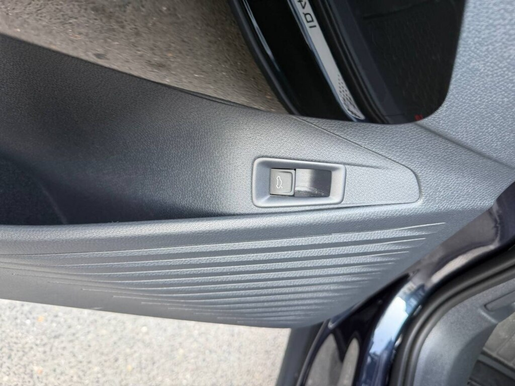2023 Volkswagen ID.4 Crozz, 0.0L, 50000km - Image 9
