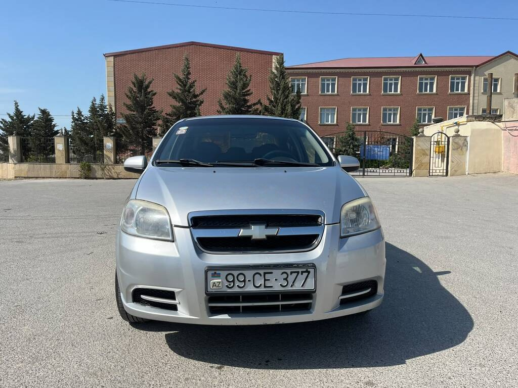 2011 Chevrolet Aveo, 1.4L, 325432km - Image 1