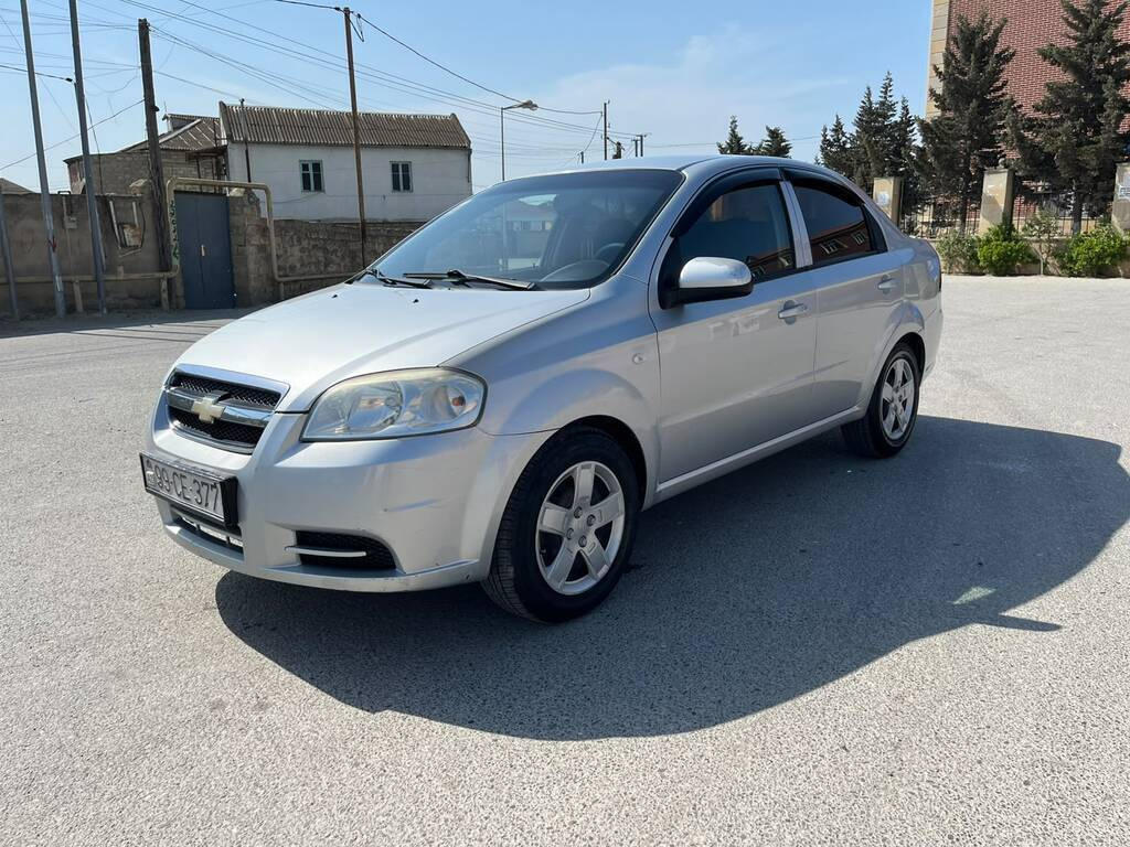 2011 Chevrolet Aveo, 1.4L, 325432km - Image 3