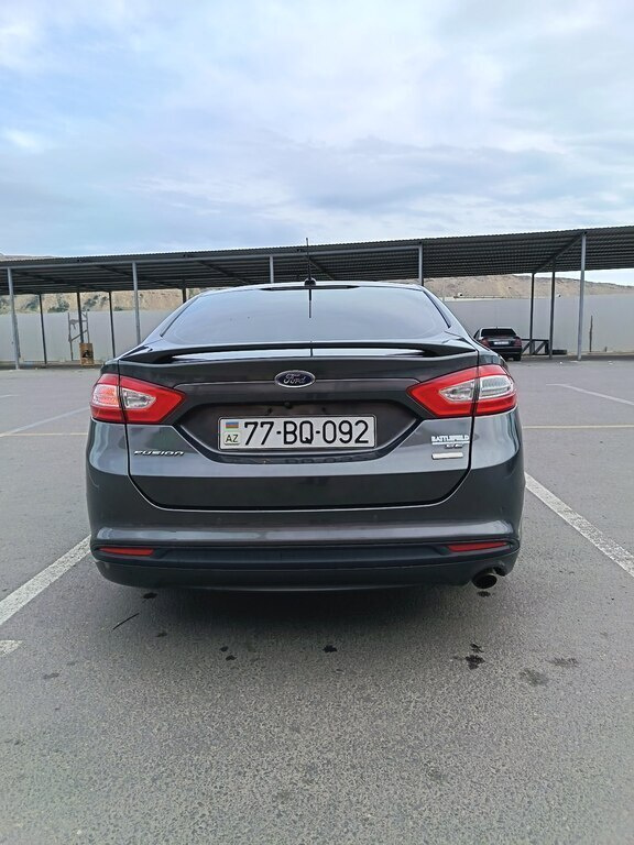 2016 Ford Fusion (North America), 1.5L, 261494km - Image 6