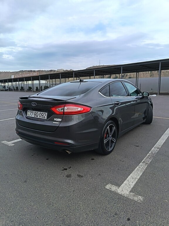 2016 Ford Fusion (North America), 1.5L, 261494km - Image 7