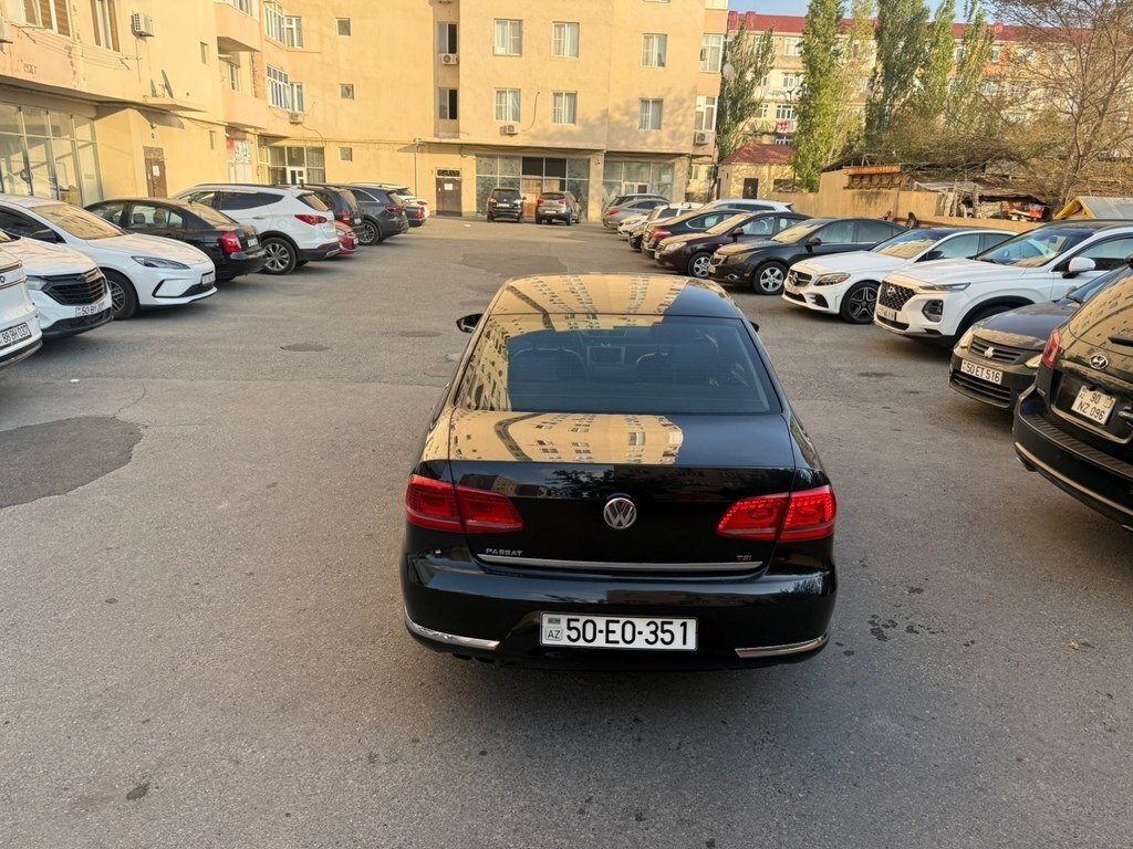 2012 Volkswagen Passat, 1.8L, 223000km - Image 16