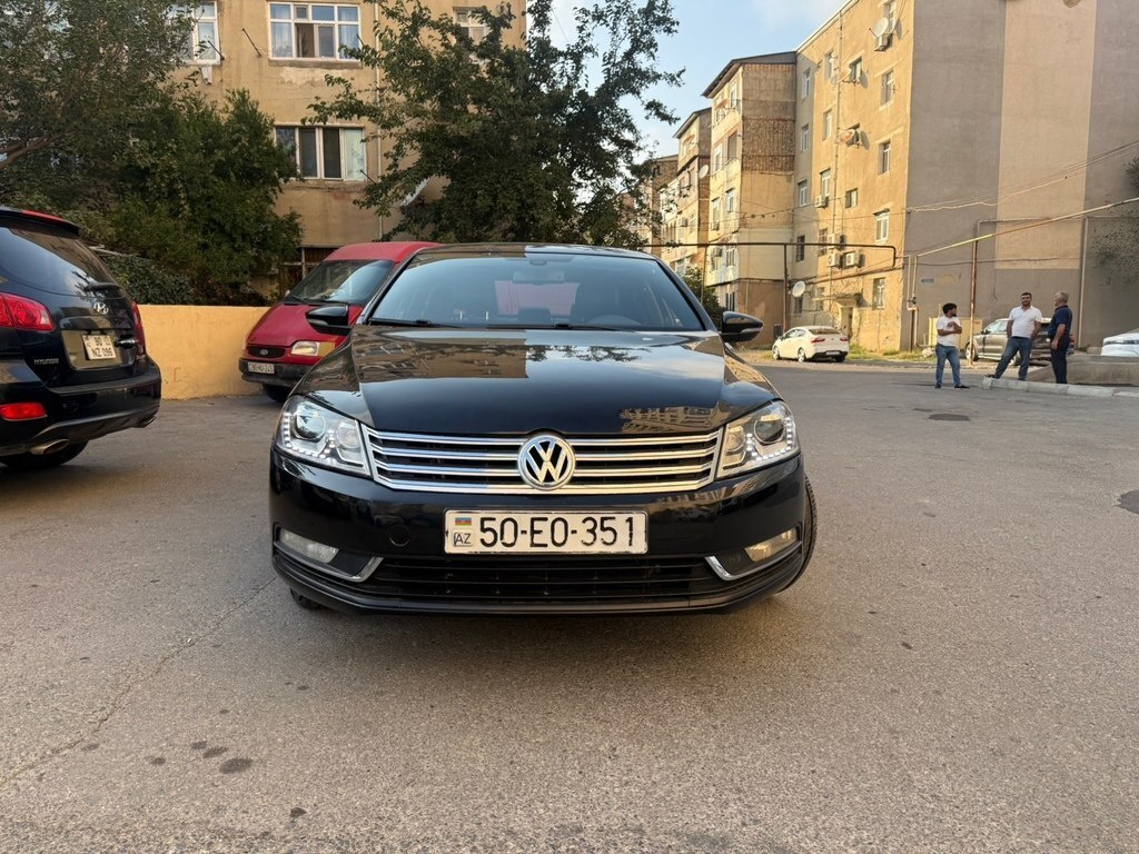 2012 Volkswagen Passat, 1.8L, 223000km - Image 6