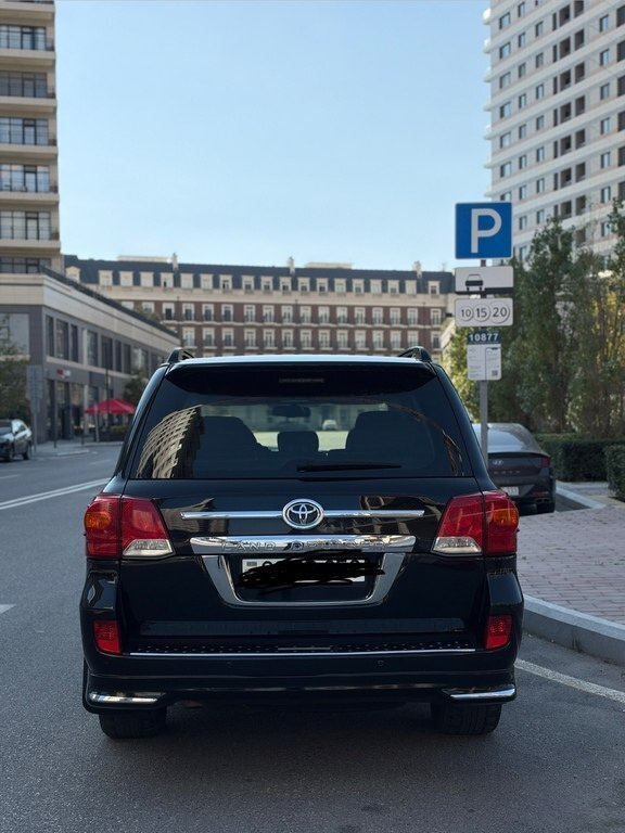 2012 Toyota Land Cruiser, 4.0L, 235000km - Image 21