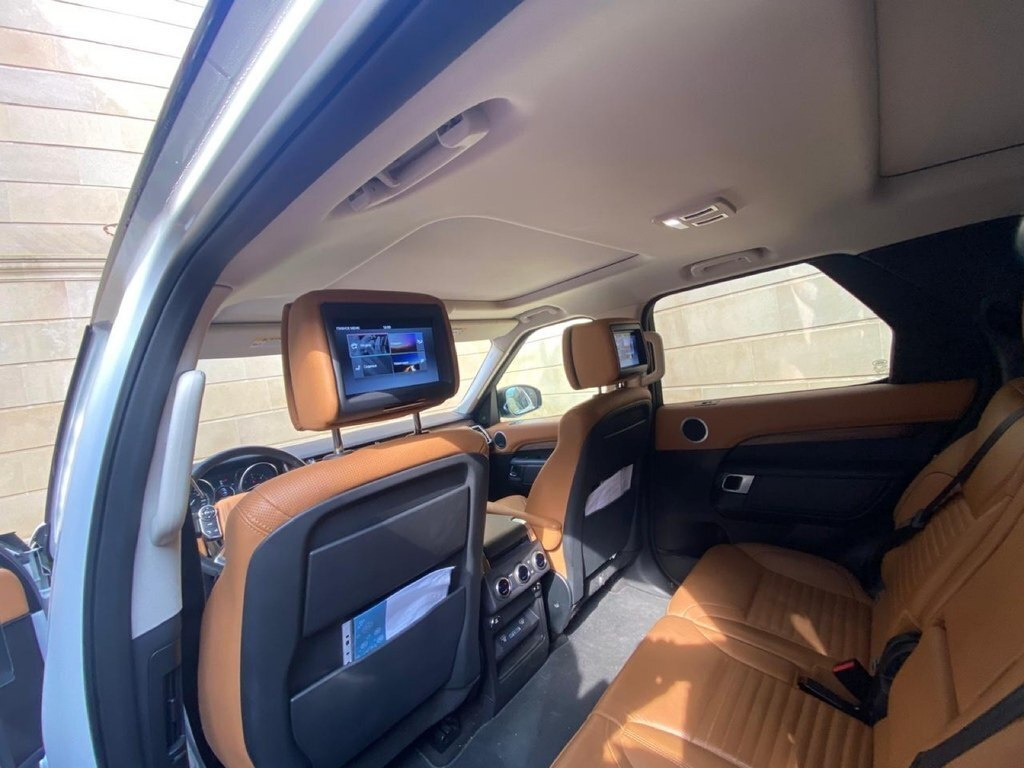2017 Land Rover Discovery, 3.0L, 150000km - Image 13