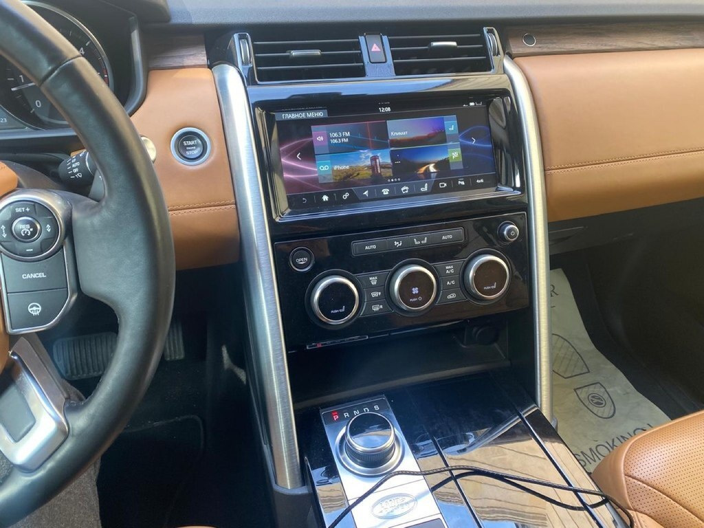 2017 Land Rover Discovery, 3.0L, 150000km - Image 8