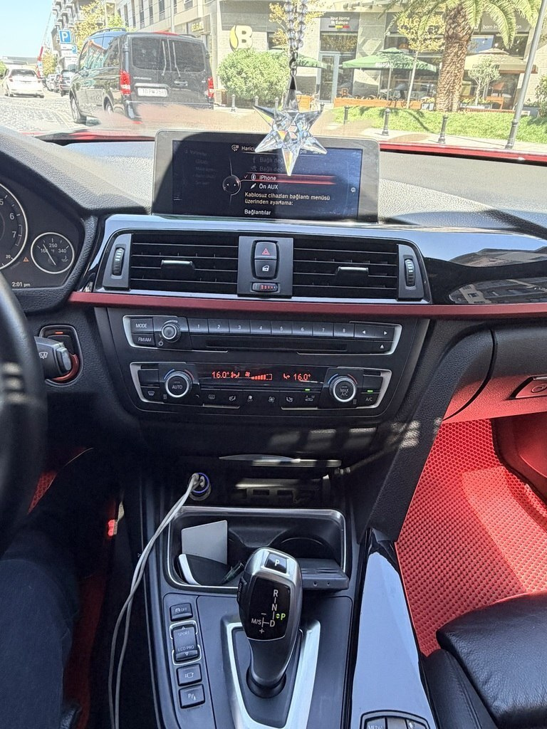 2014 BMW 328, 2.0L, 220000km - Image 18