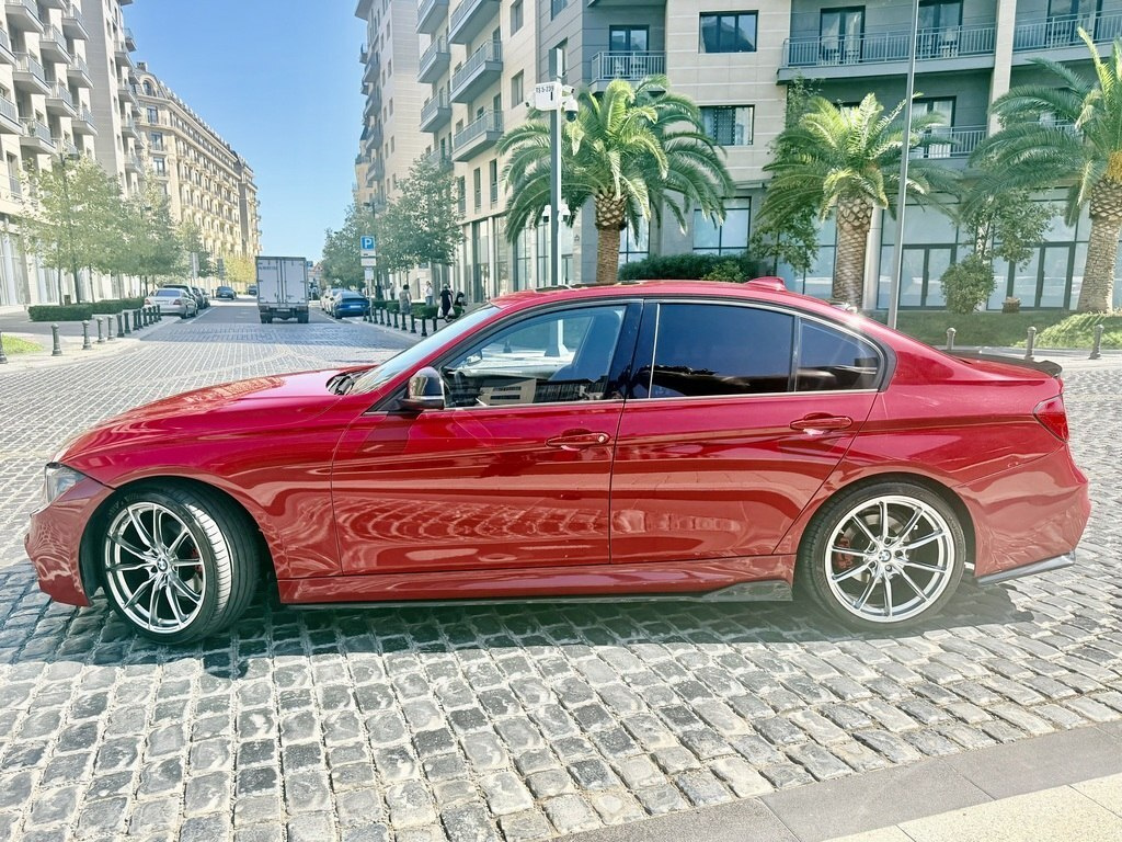 2014 BMW 328, 2.0L, 220000km - Image 9
