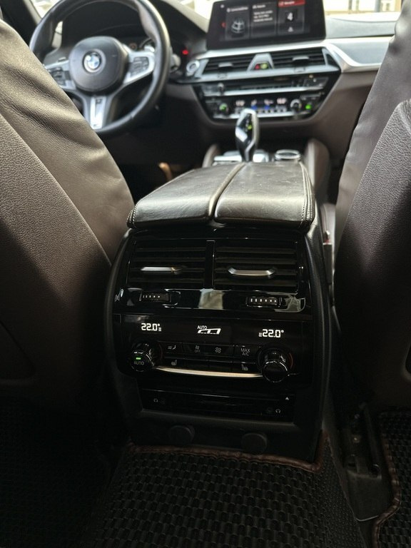 2017 BMW 530, 2.0L, 178000km - Image 20