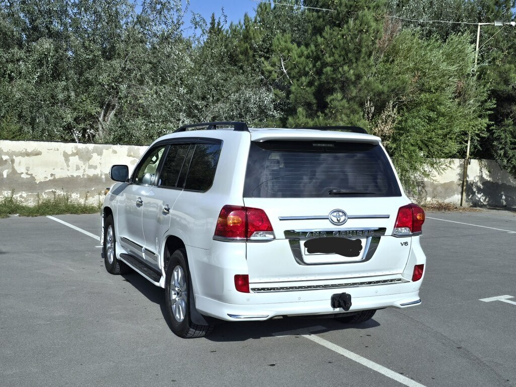 2012 Toyota Land Cruiser, 4.0L, 163000km - Image 7