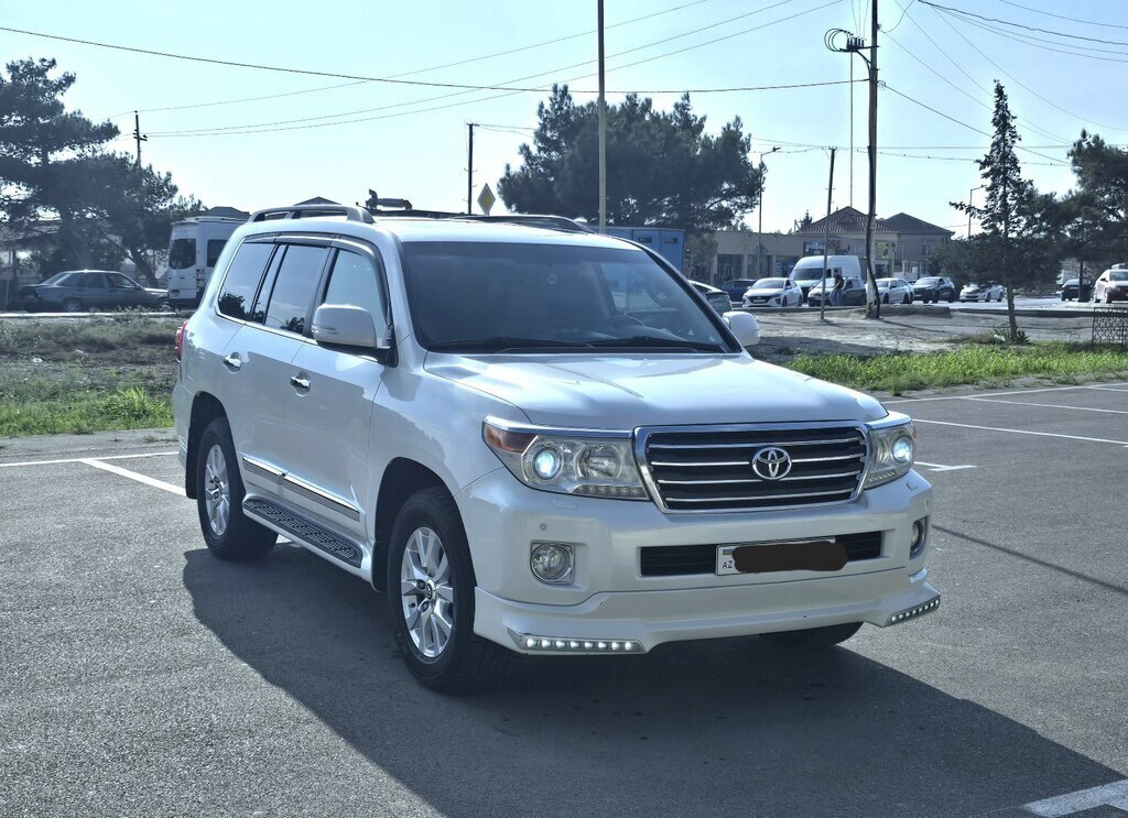 2012 Toyota Land Cruiser, 4.0L, 163000km - Image 9