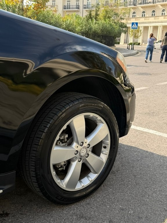2008 Mercedes ML 350 4MATIC, 3.5L, 170000km - Image 3