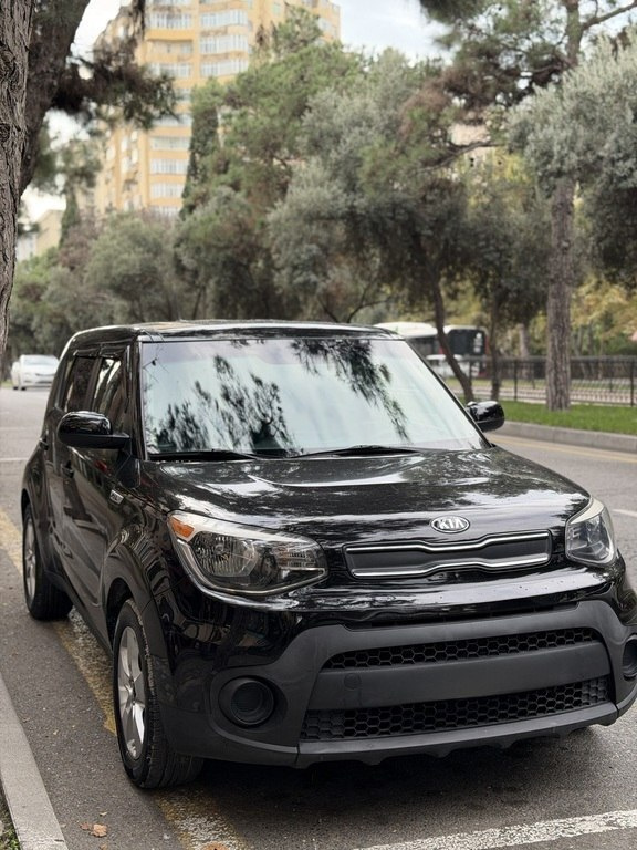 2017 Kia Soul, 1.6L, 239308km - Image 1