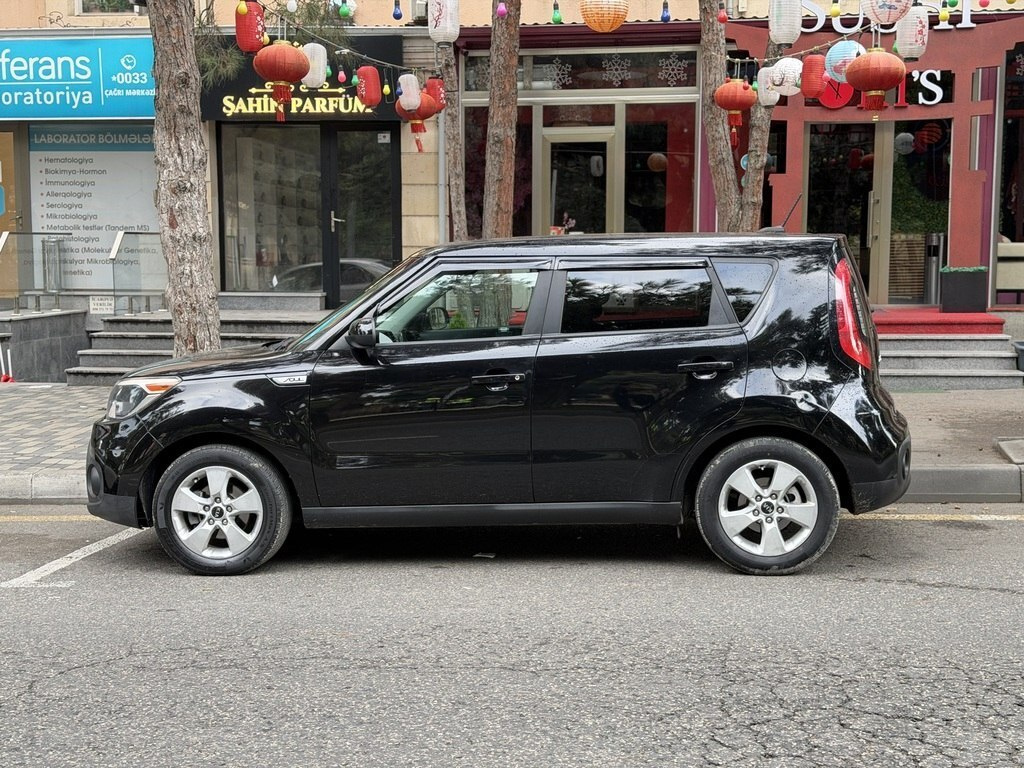 2017 Kia Soul, 1.6L, 239308km - Image 6