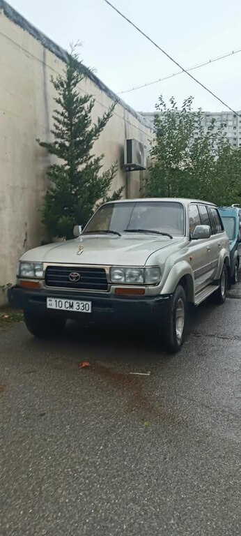 1995 Toyota Land Cruiser, 4.5L, 393946km - Image 1