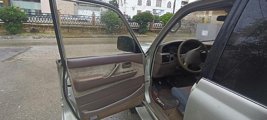 1995 Toyota Land Cruiser, 4.5L, 393946km - Image 15