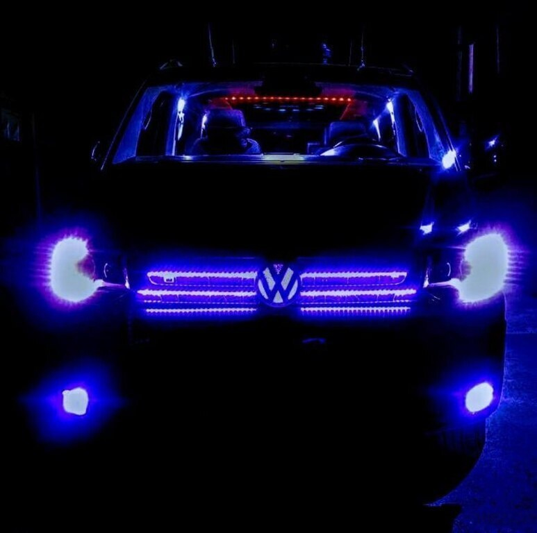 2014 Volkswagen Caravelle, 2.2L, 289000km - Image 13