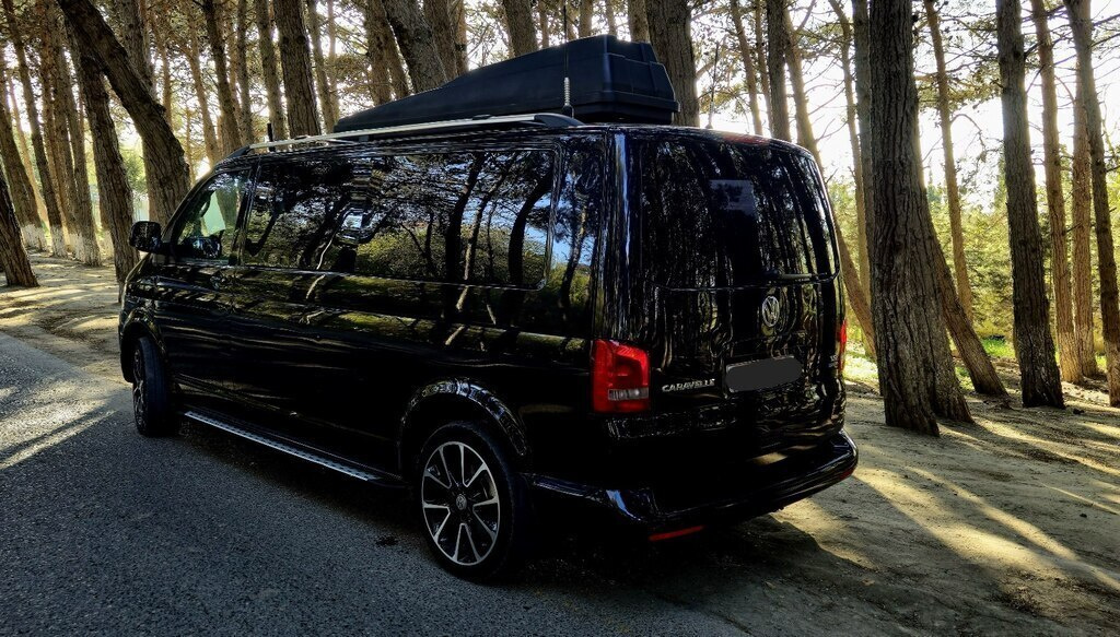 2014 Volkswagen Caravelle, 2.2L, 289000km - Image 5