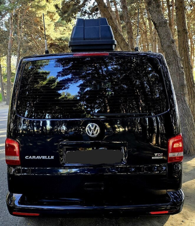 2014 Volkswagen Caravelle, 2.2L, 289000km - Image 6