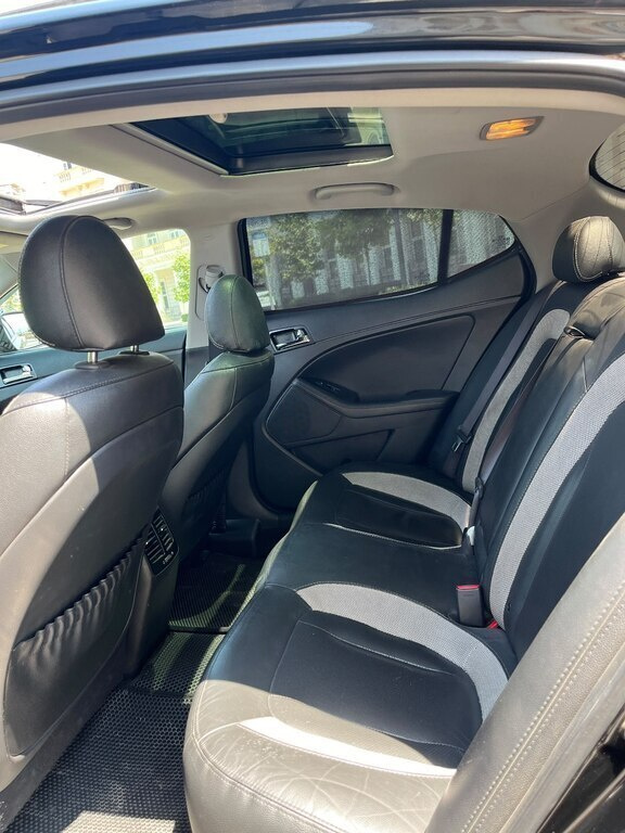 2011 Kia Optima, 2.0L, 142000km - Image 11