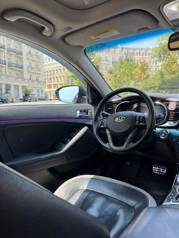 2011 Kia Optima, 2.0L, 142000km - Image 15