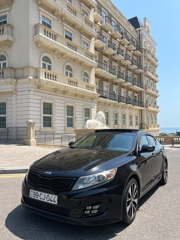 2011 Kia Optima, 2.0L, 142000km - Image 3