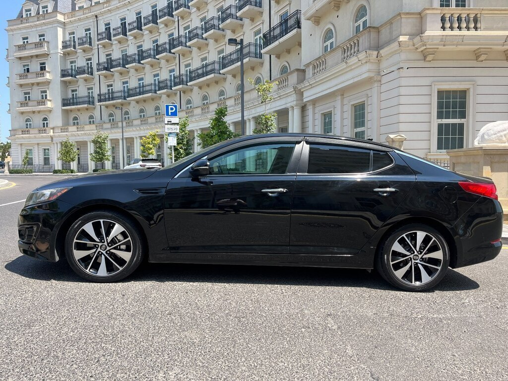 2011 Kia Optima, 2.0L, 142000km - Image 4