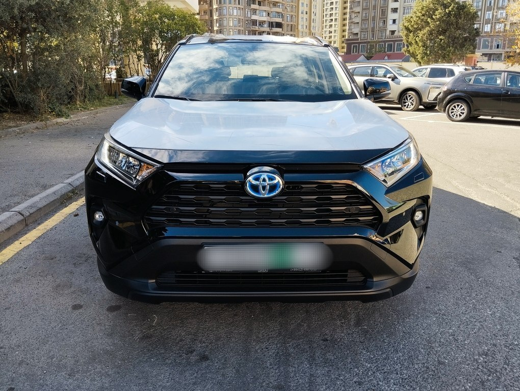2025 Toyota RAV4, 2.5L, 0km - Image 2