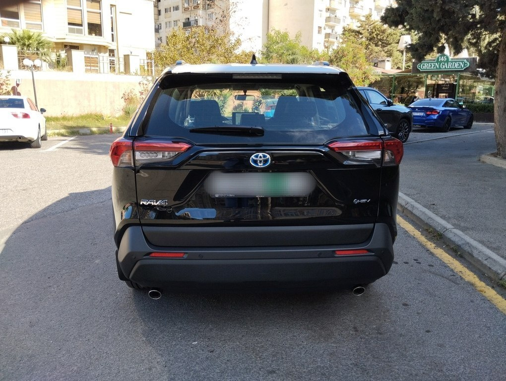 2025 Toyota RAV4, 2.5L, 0km - Image 5