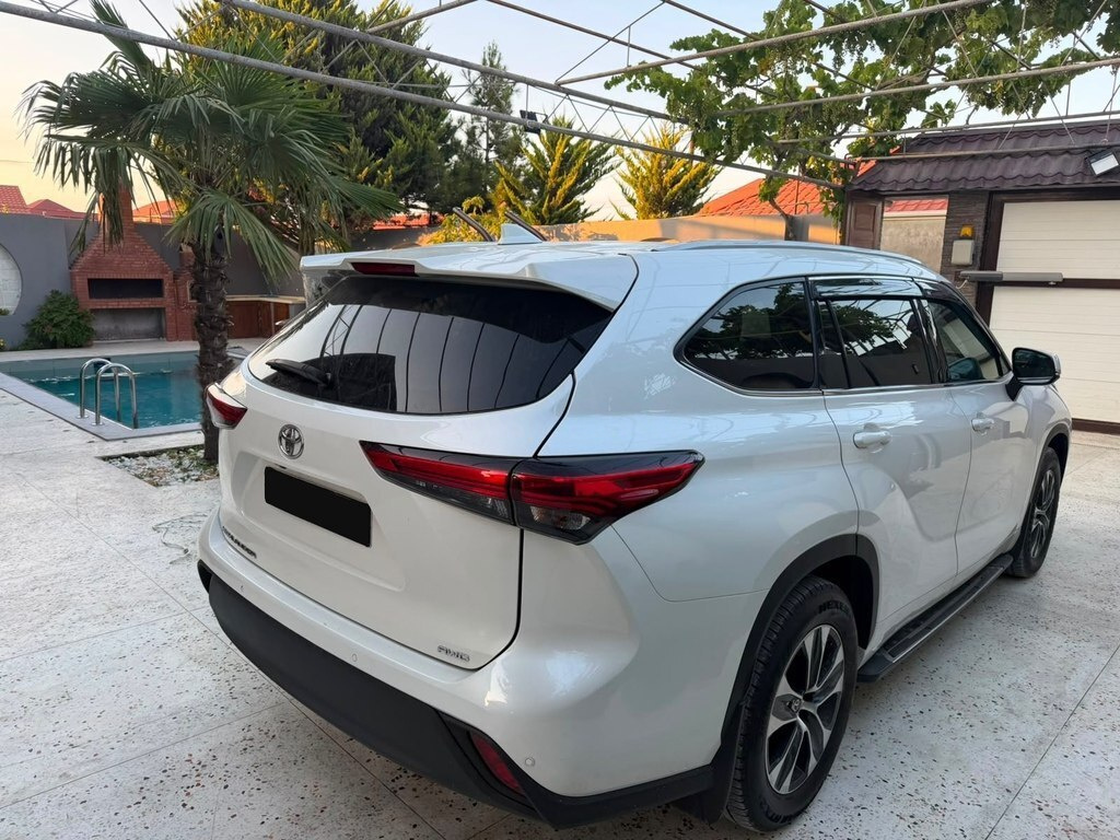 2020 Toyota Highlander, 3.5L, 91000km - Image 4