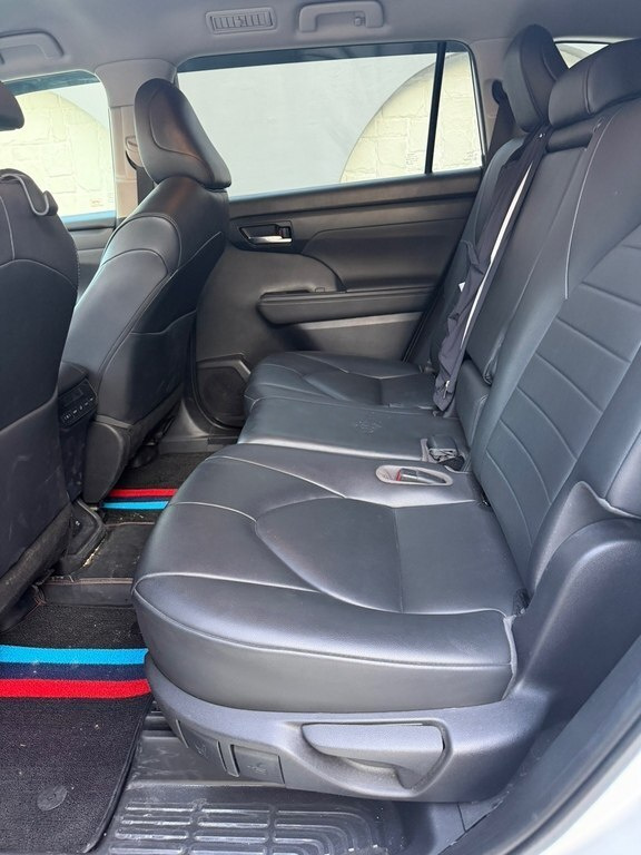 2020 Toyota Highlander, 3.5L, 91000km - Image 9