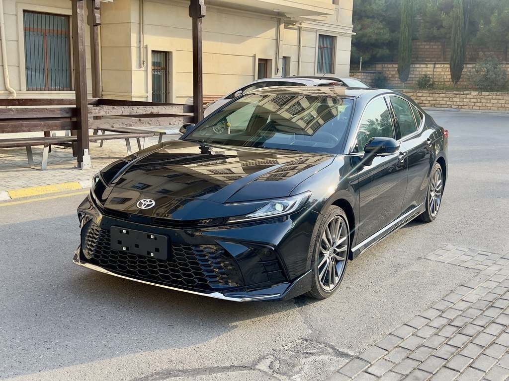 2026 Toyota Camry, 2.0L, 0km - Image 1