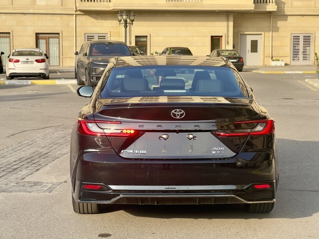 2026 Toyota Camry, 2.0L, 0km - Image 3