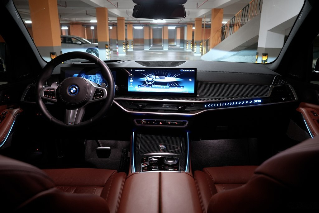 2024 BMW X5, 3.0L, 14800km - Image 12