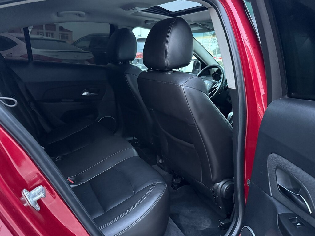 2013 Chevrolet Cruze, 1.4L, 296000km - Image 18