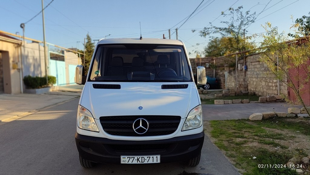 2008 Mercedes Sprinter 315, 2.2L, 181900km - Image 1
