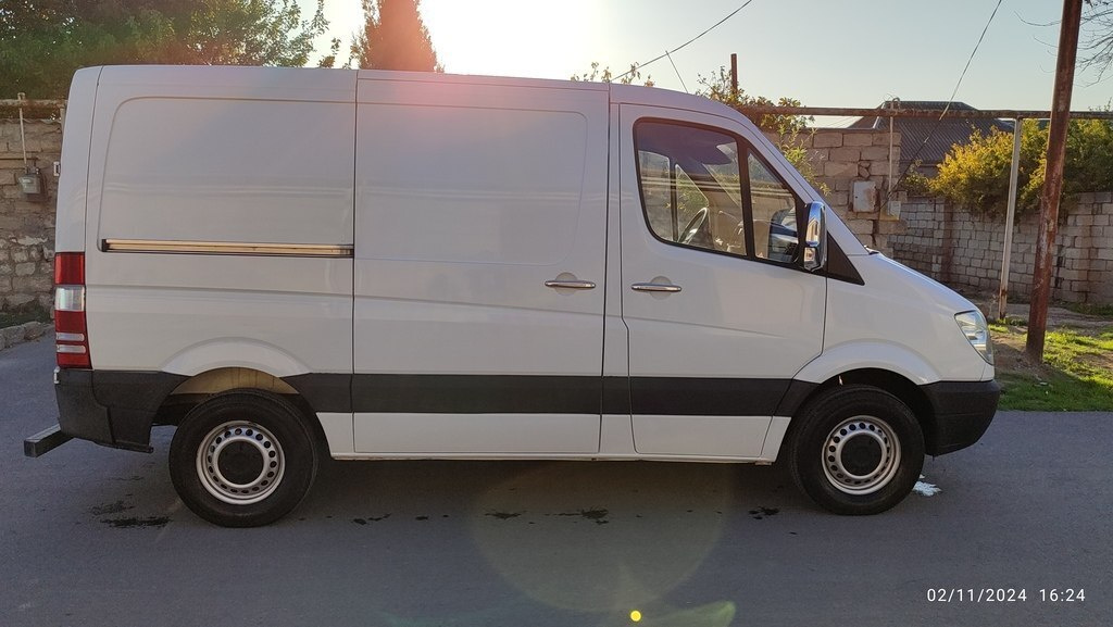 2008 Mercedes Sprinter 315, 2.2L, 181900km - Image 3