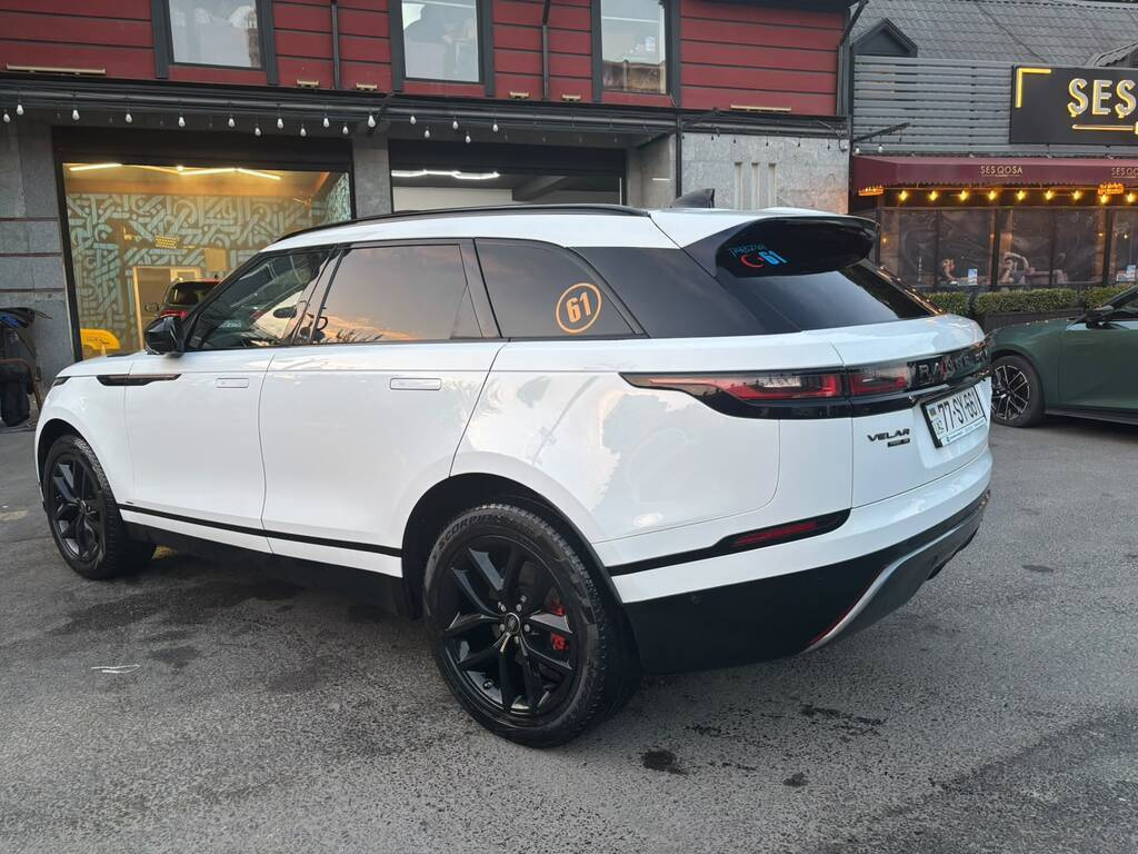 2018 Land Rover RR Velar, 2.0L, 138500km - Image 8