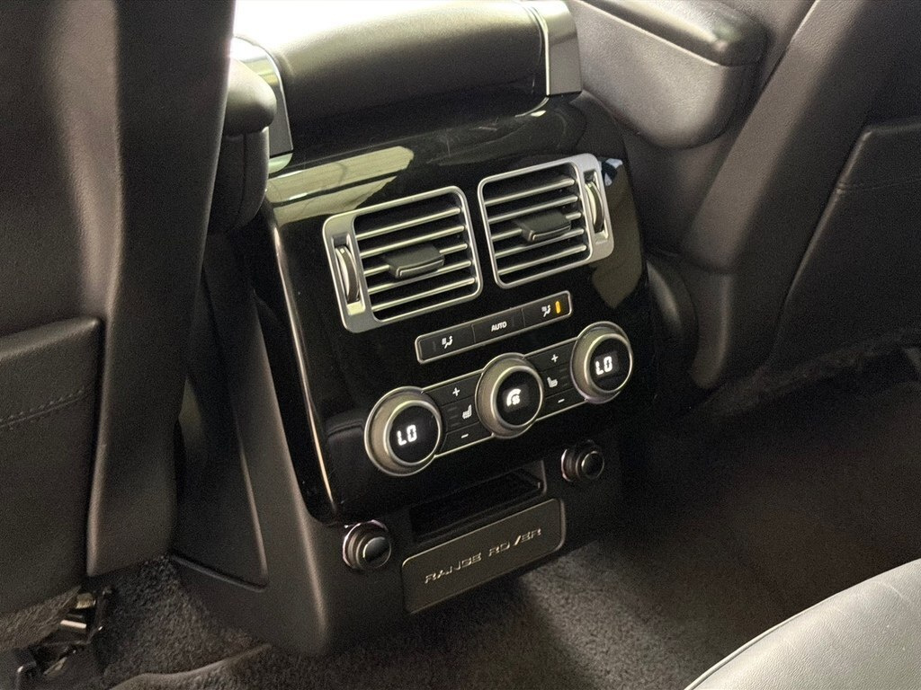2017 Land Rover Range Rover, 3.0L, 229000km - Image 13