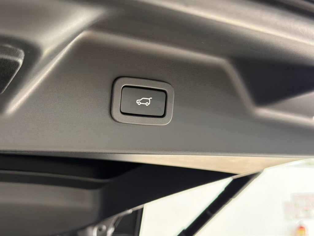2017 Land Rover Range Rover, 3.0L, 229000km - Image 18