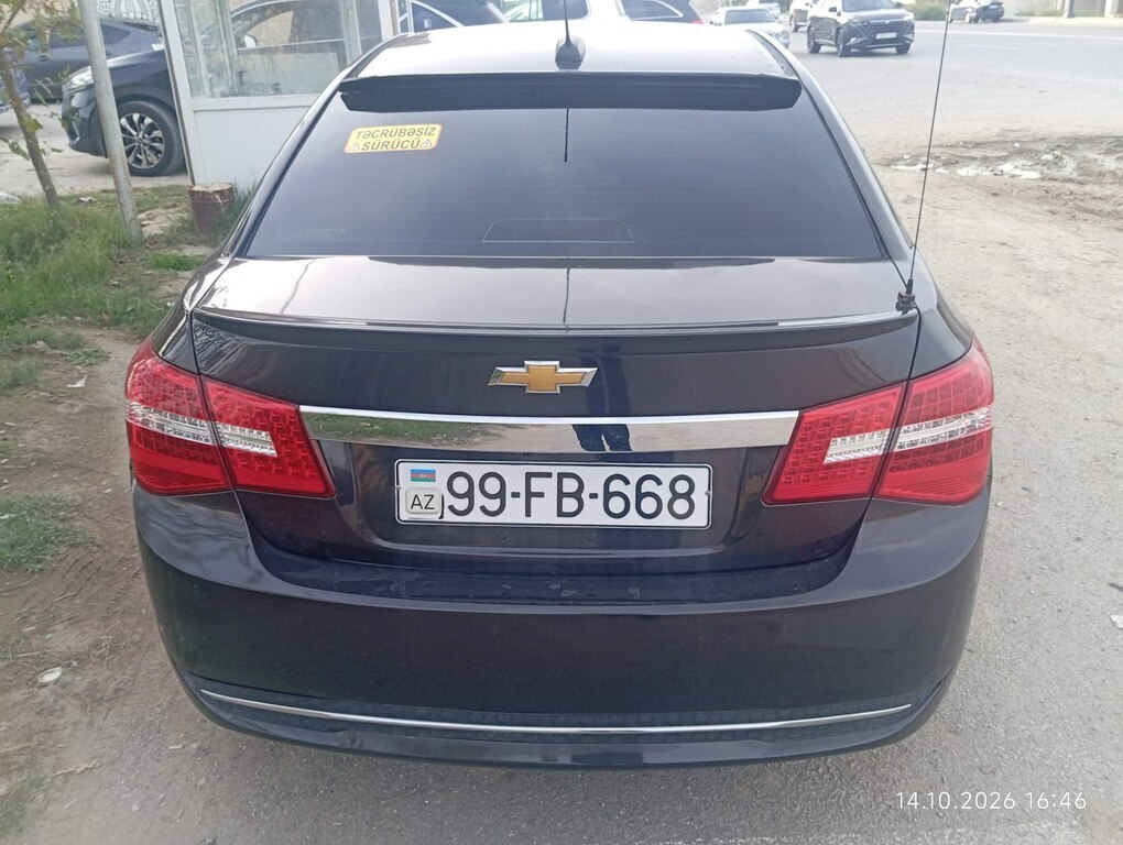 2014 Chevrolet Cruze, 1.4L, 337000km - Image 2