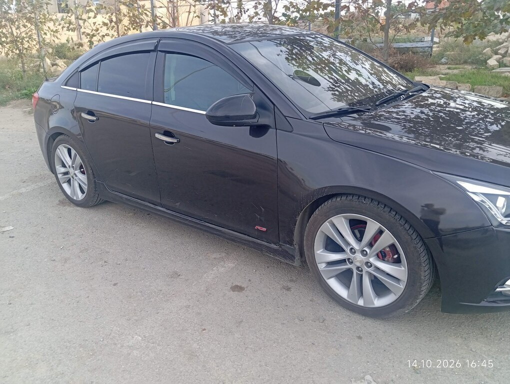 2014 Chevrolet Cruze, 1.4L, 337000km - Image 4