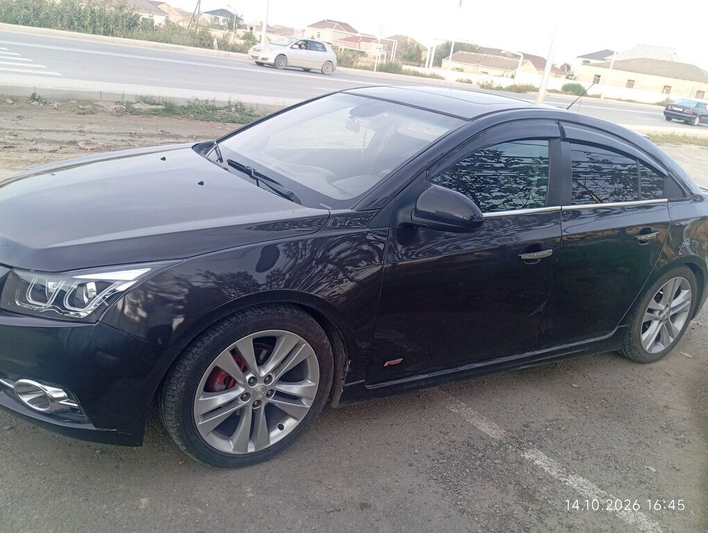 2014 Chevrolet Cruze, 1.4L, 337000km - Image 5