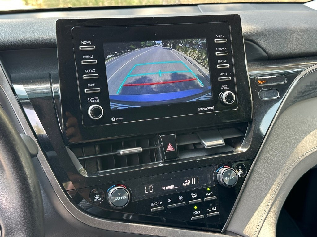 2021 Toyota Camry, 2.5L, 51000km - Image 16