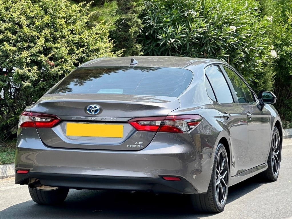2021 Toyota Camry, 2.5L, 51000km - Image 5